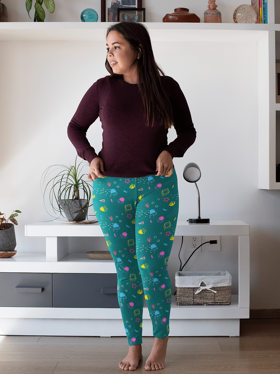 Shifty Seas pattern plus size leggings product image (1)
