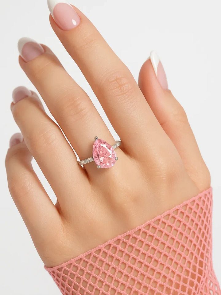 The Seraphine Ring product image (2)