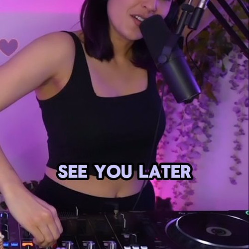 How to properly sign off from a Twitch stream 💦💦 

#dnb #dj #drumandbass
