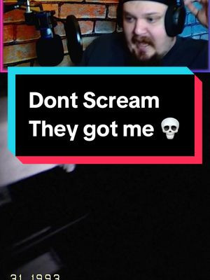 *JUMPSCARE WARNING* Playing some Dont Scream while chat messes with me… 🫠😂😭 #dontscream #meme #streamer 