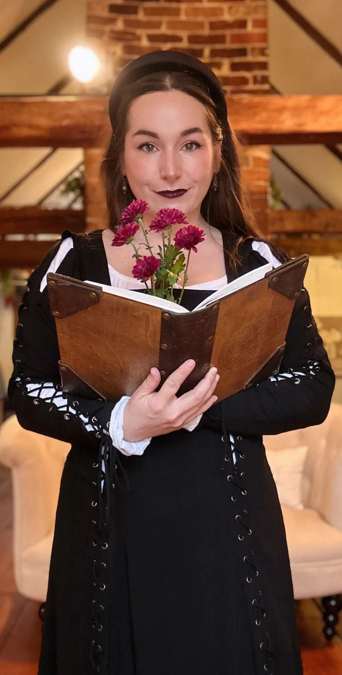 This is my villianess era renfaire look. May I bestow my favor to you for the tournaments? 💕🥰   #renfaire #holyclothing #witchcore #cottagewitch 
