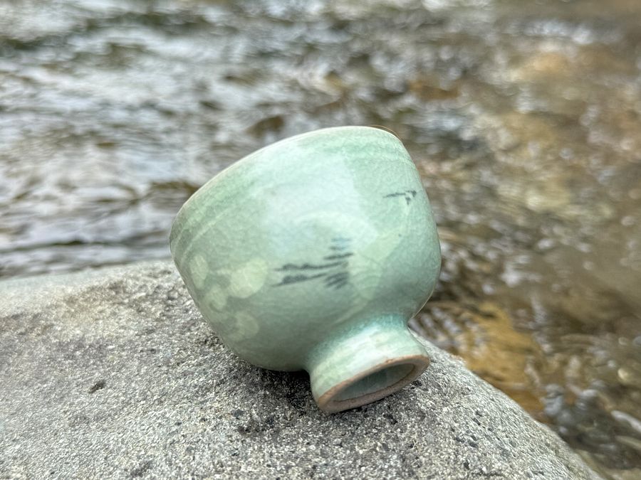 🎎 Vintage Blue Glazed Guinomi Sake Cup – Japan Antique Roadshow product image (4)