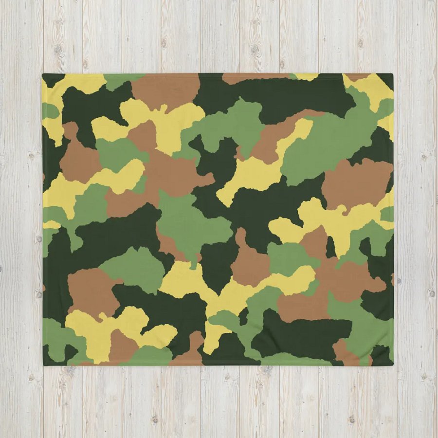 Camouflage Comfort Throw Blanket product image (16)