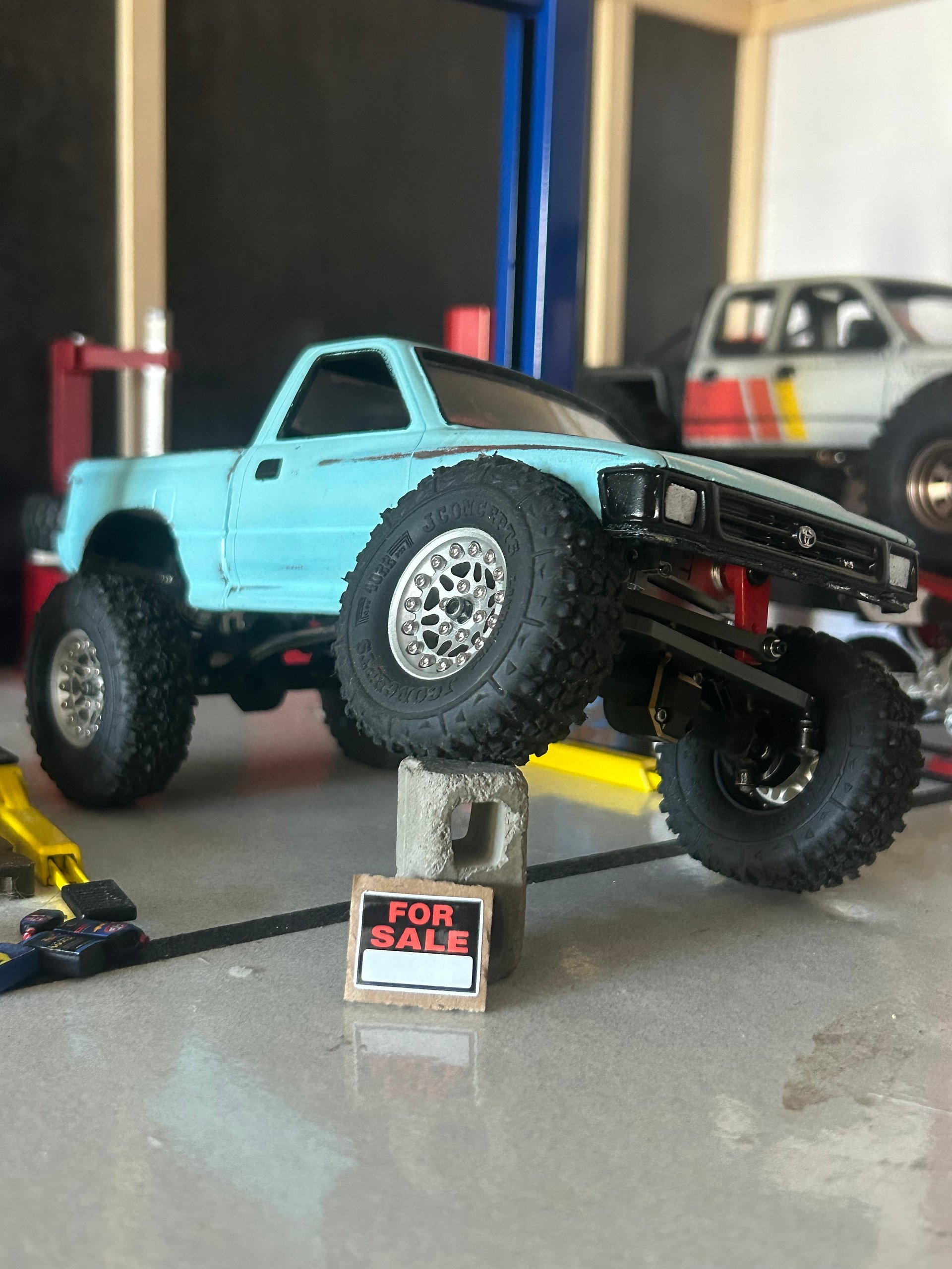 AMT Toyota product image (2)