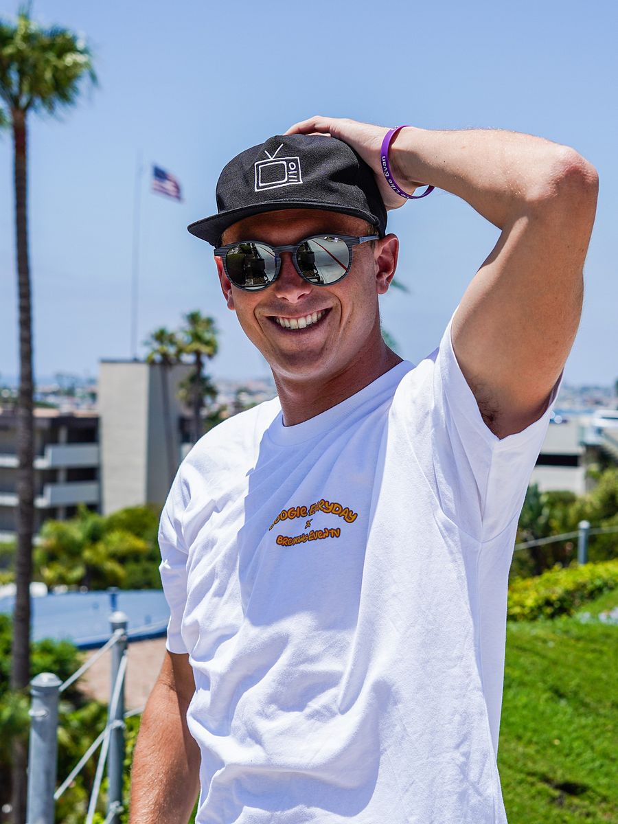 BE Collab Wedge Tee product image (3)