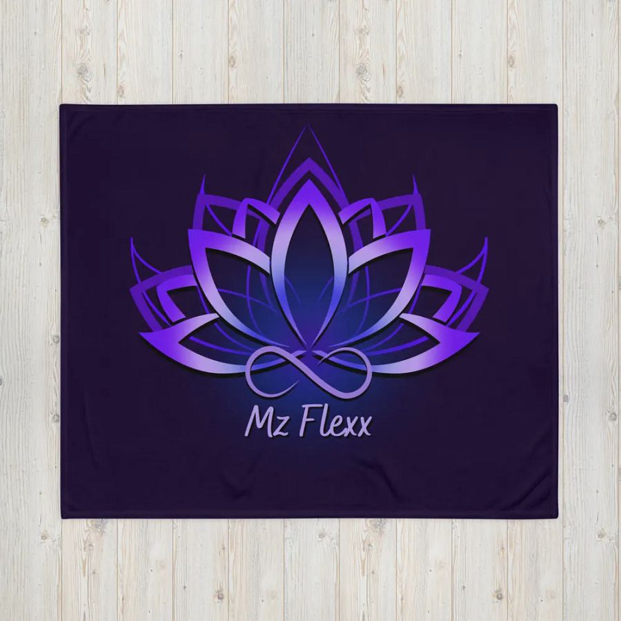 Mz Flexx Throw Blanket product image (4)