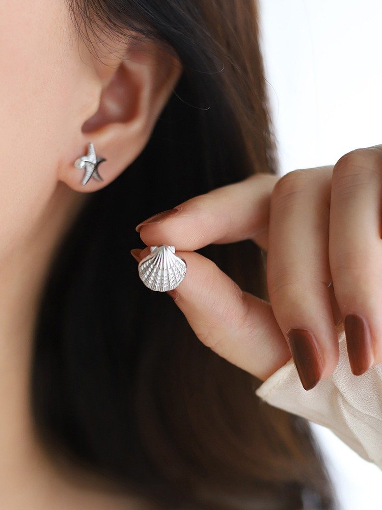 Shell & Starfish Mismatched Stud Earrings | 18K Gold Plated product image (10)