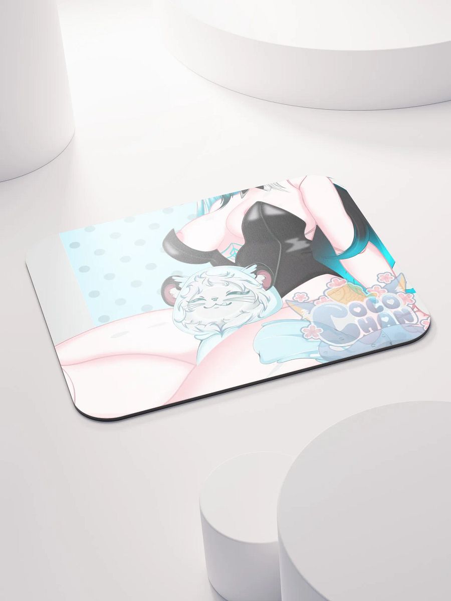 Snowy thighs Mousepad product image (4)