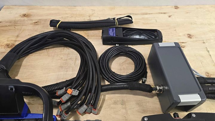 Proportional Kit Radio Remote Scanreco RC400 6 functions PWM for Fassi, HMF, Liebherr (for exisiting joysticks) product image (2)