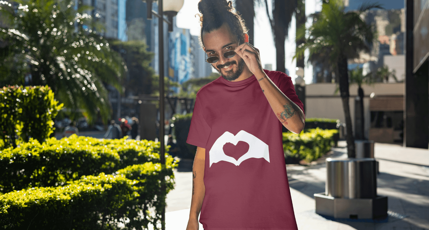 https://themes.fourthwall.com/themes/assets/79948c78-e573-454e-a648-1215a7575924/assets/image-0-image-d277dcfb3ce2569a60e322a848615ee0d4d6f51e6eaf1daf36b8db37f62a3a28.png