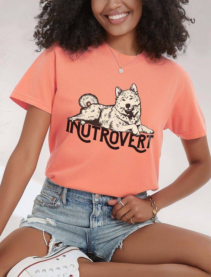 Inutrovert T-Shirt of an Akita Inu (White) | Funny T-Shirt for Akita Paw-rents product image (26)