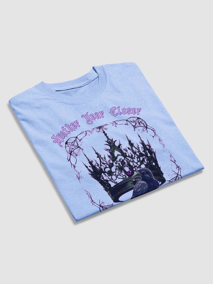 Another year closer to my gothic throne heavyweight Tee product image (6)