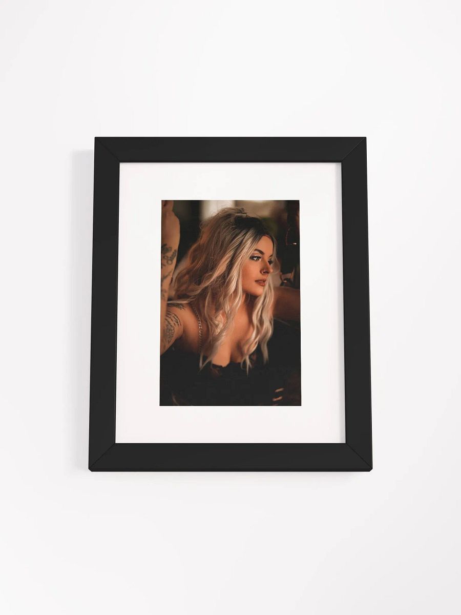QueenQ Poster 2 product image (7)