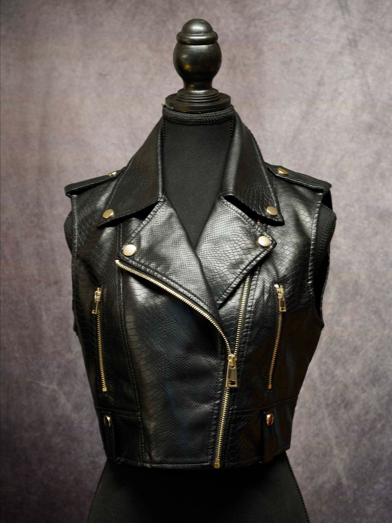 Cyberpunk 2077 - Johnny's Samurai Jacket *VEST STYLE* [Prebuilt LED Jacket] product image (6)