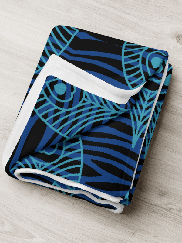 Blue Peacock Feathers Paradise Throw Blanket product image (7)