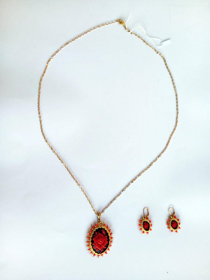 Cameo product image (1)