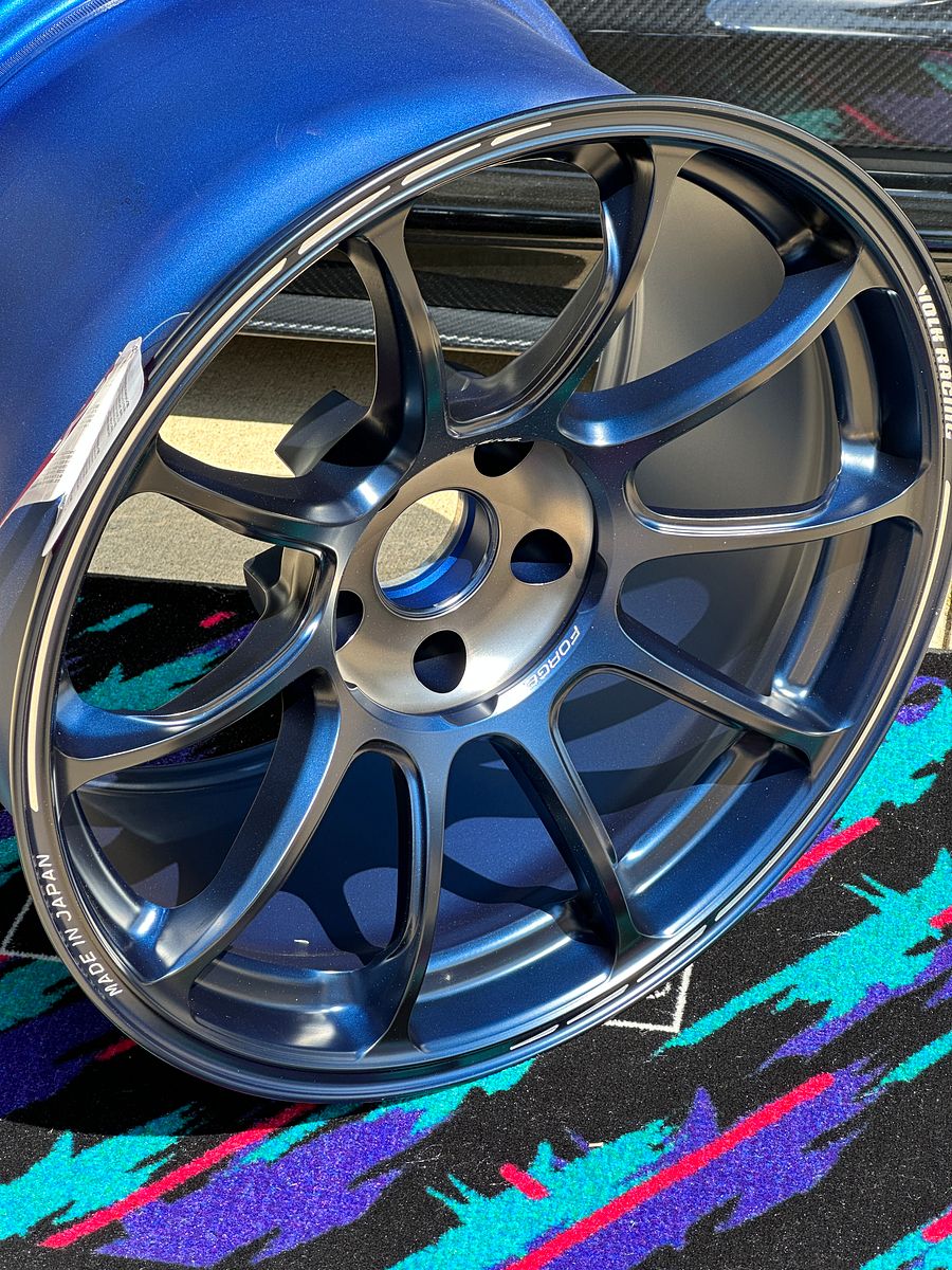 Volk Racing ZE40 Time Attack III - 18x10.5 +14 (5x114.3) - New product image (3)