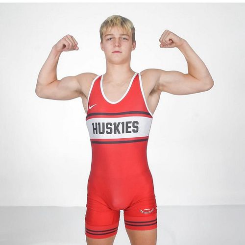 #wrestling #wrestlerlife #wrestlinggear #wrestlingteam #wrestlingcommunity #collegewrestling #abs #amatuerwrestling #wrestler...