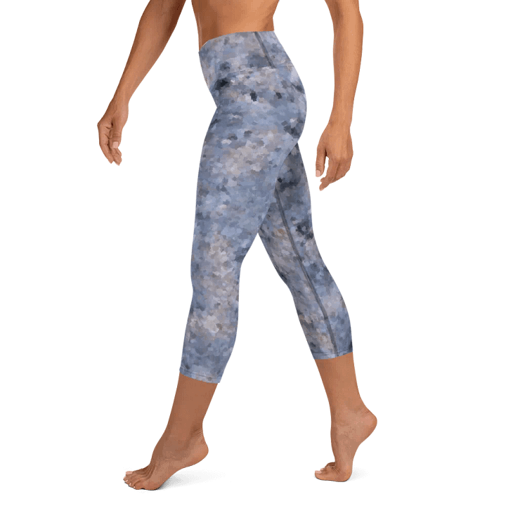 The Emily Yoga Capri Leggings product image (1)