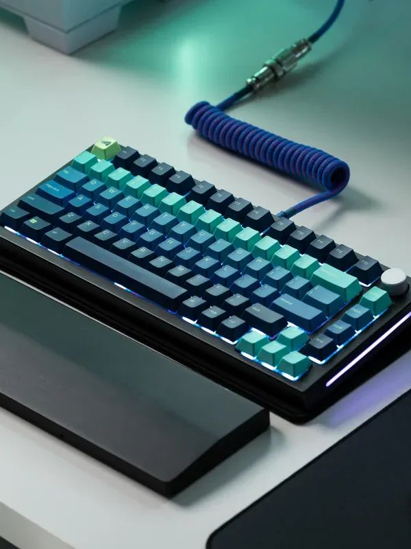 Limited Edition "NORTHERN LIGHTS" GPBT Keycaps product image (1)