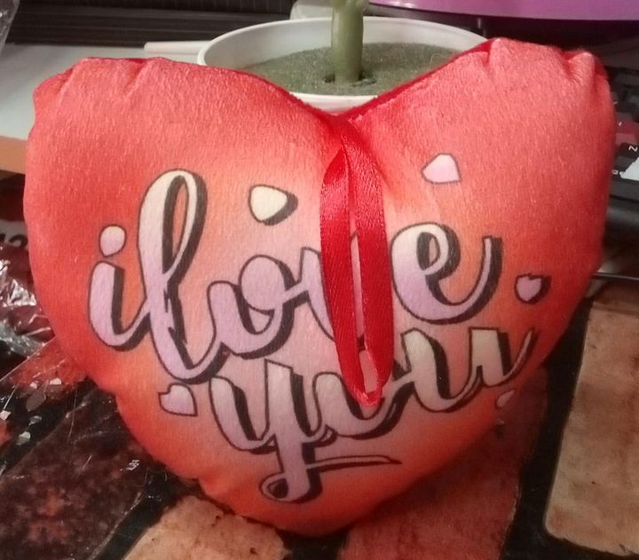 HEART PILLOW product image (2)
