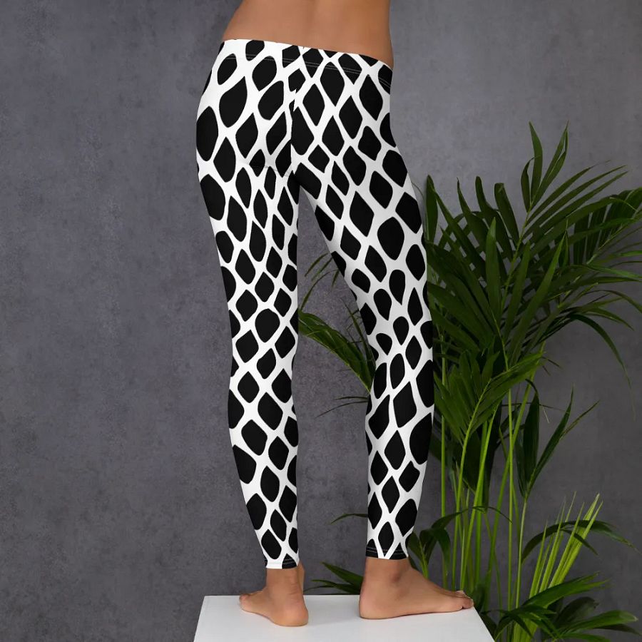 Snake Print Leggings – Fierce, Fashion-Forward & Comfortably Chic product image (6)