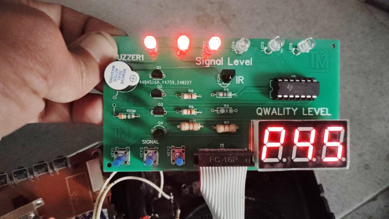Satfinder PCB kit product image (1)