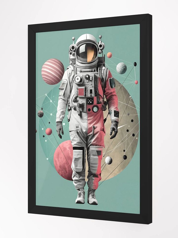 Noname montage 1900 with asronaut product image (2)