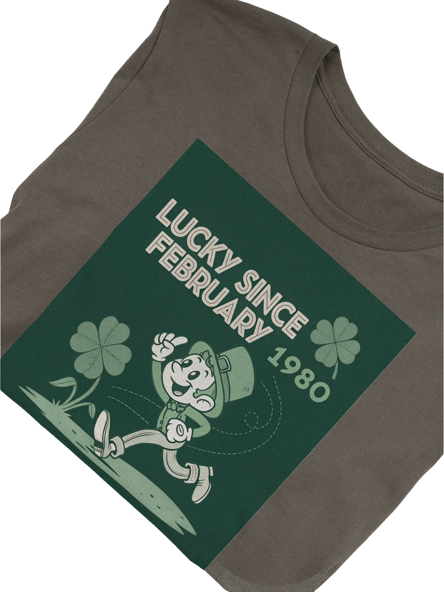 Lucky Leprechaun Vintage T-Shirt product image (55)