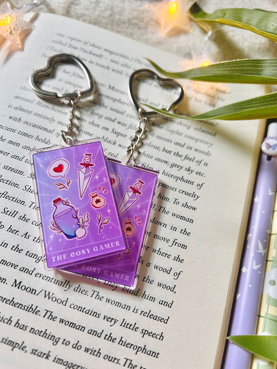 The Cosy Gamer Tarot Card Acrylic Keyring product image (3)
