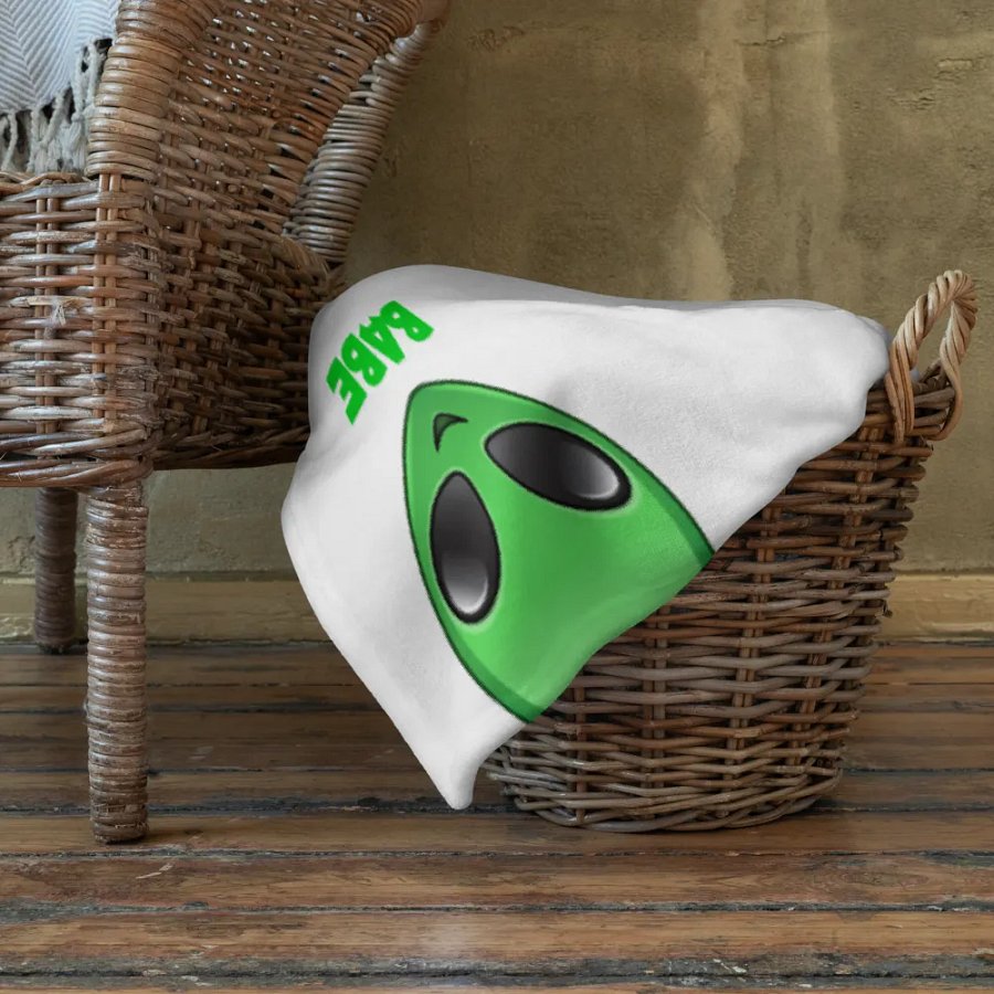 Alien Babe product image (22)