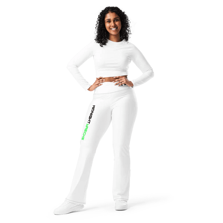MW Flare Leggings product image (2)