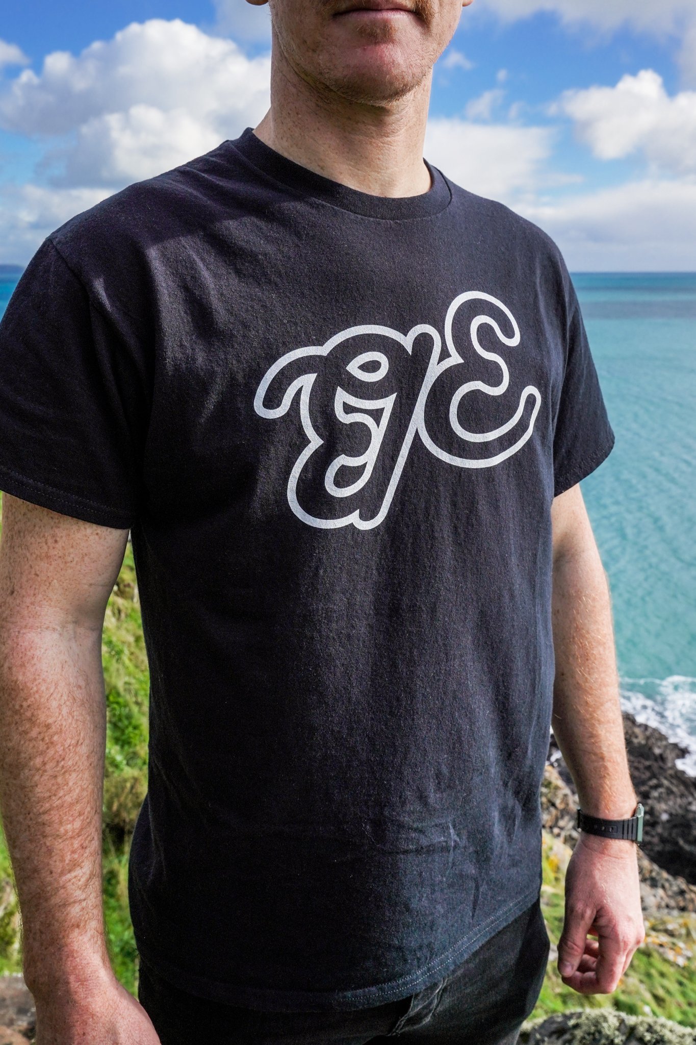 BE Tee product image (1)