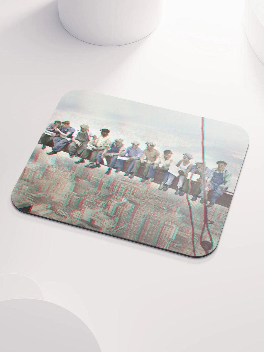 Anaglyph 3D Mouse Pad - Lunch atop Skyscraper in Color. New York 1932 product image (3)