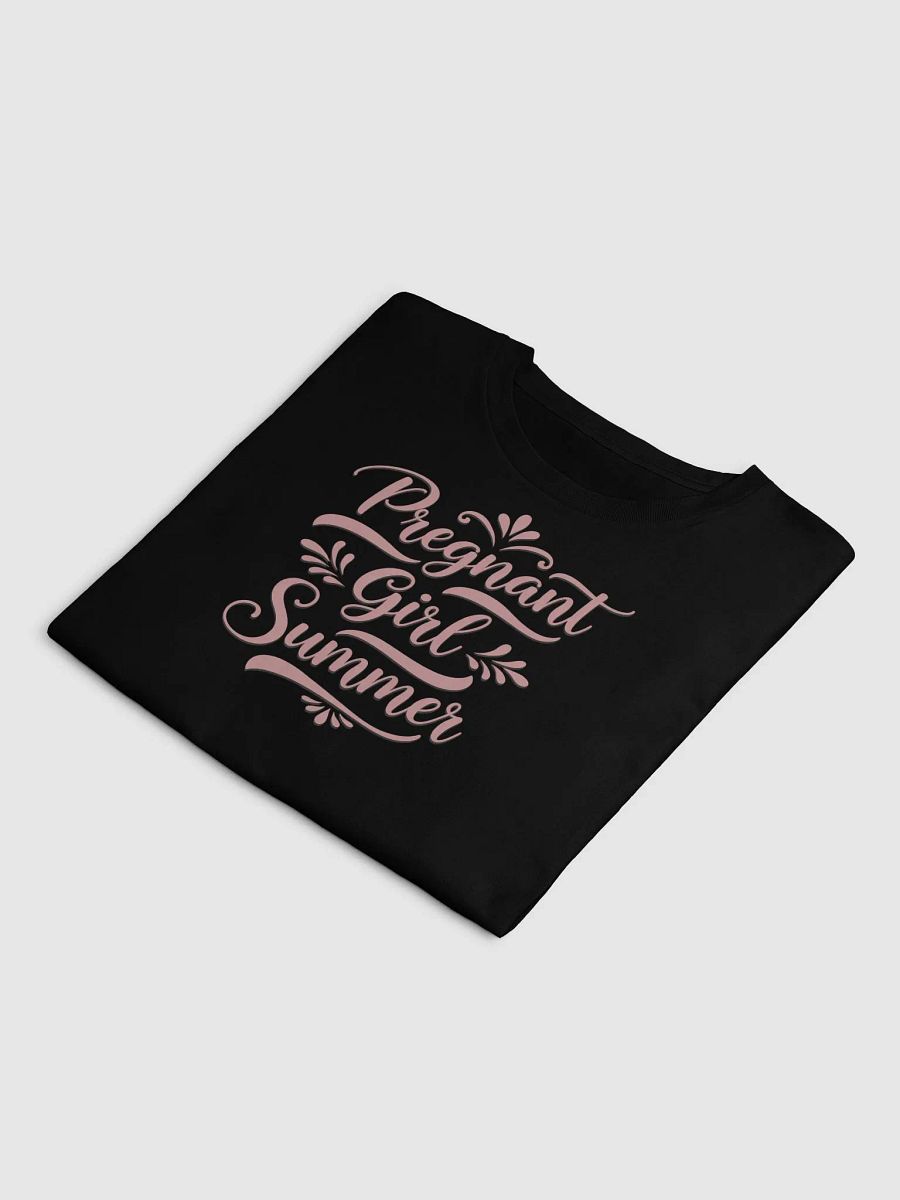 Pregnant Girl Summer - Cute Pregnancy Announcement Crop Top for Moms-to-Be product image (4)
