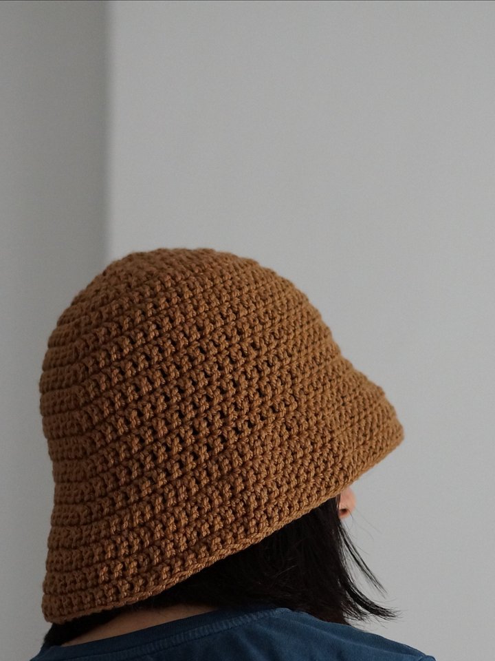 Double crochet bucket hat pdf pattern product image (1)