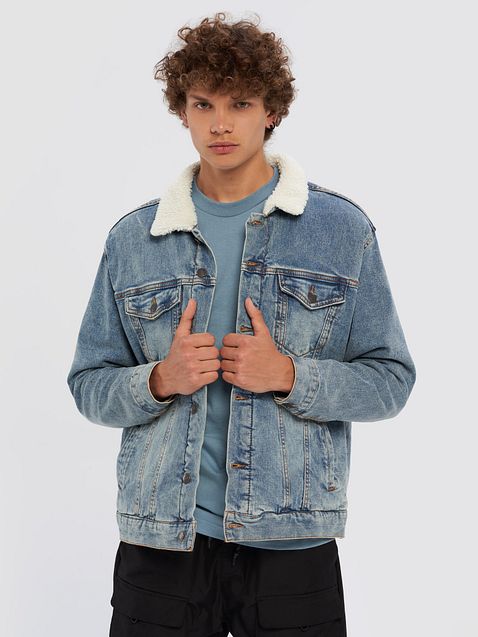 Photo showing Threadfast Apparel Unisex Sherpa Denim Jacket