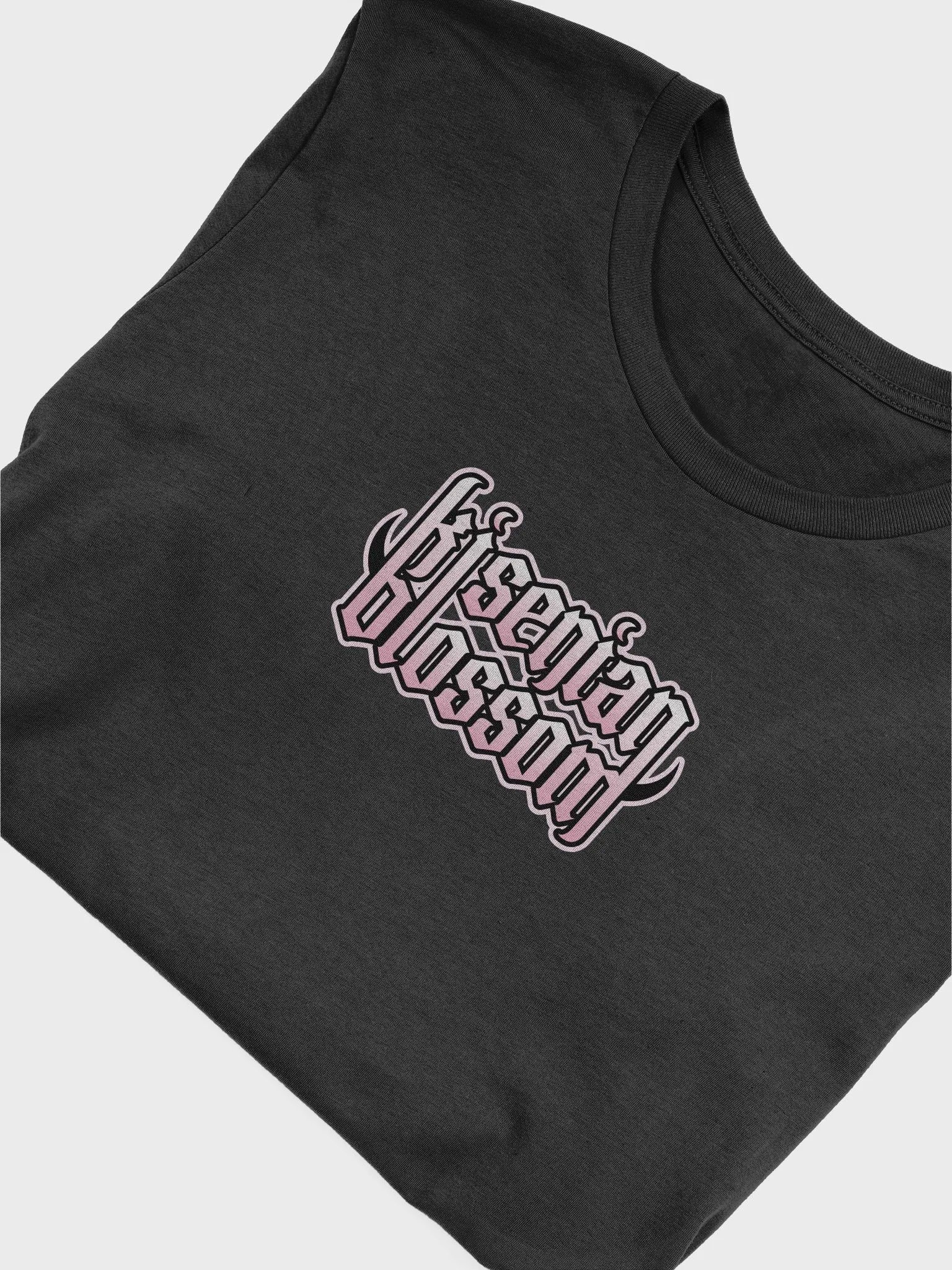 blossom big logo tee product image (25)