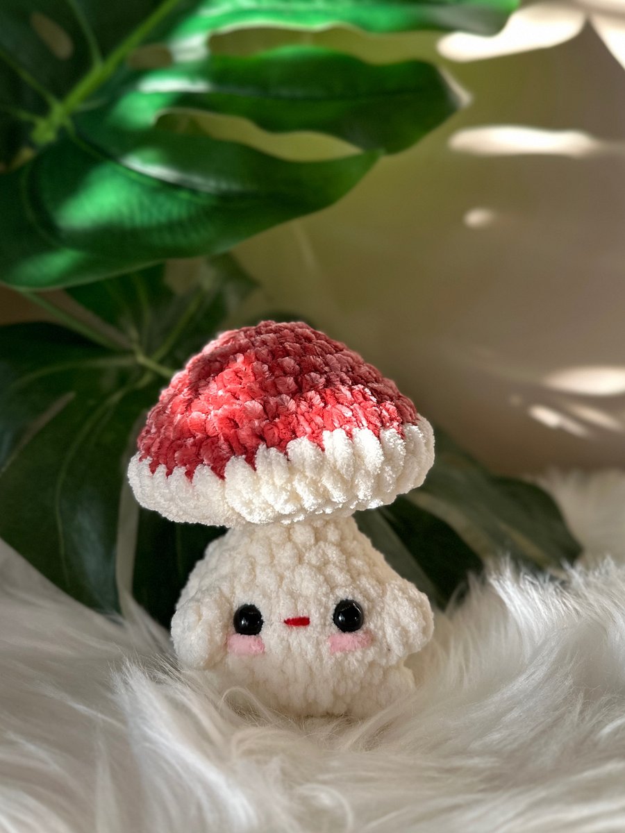 Mushroom Desk Buddy product image (1)