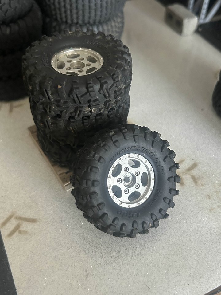 Unknown wheels / LGRP tires product image (1)