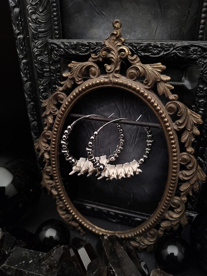 Earrings Bone Vault - Vert Flow III product image (2)