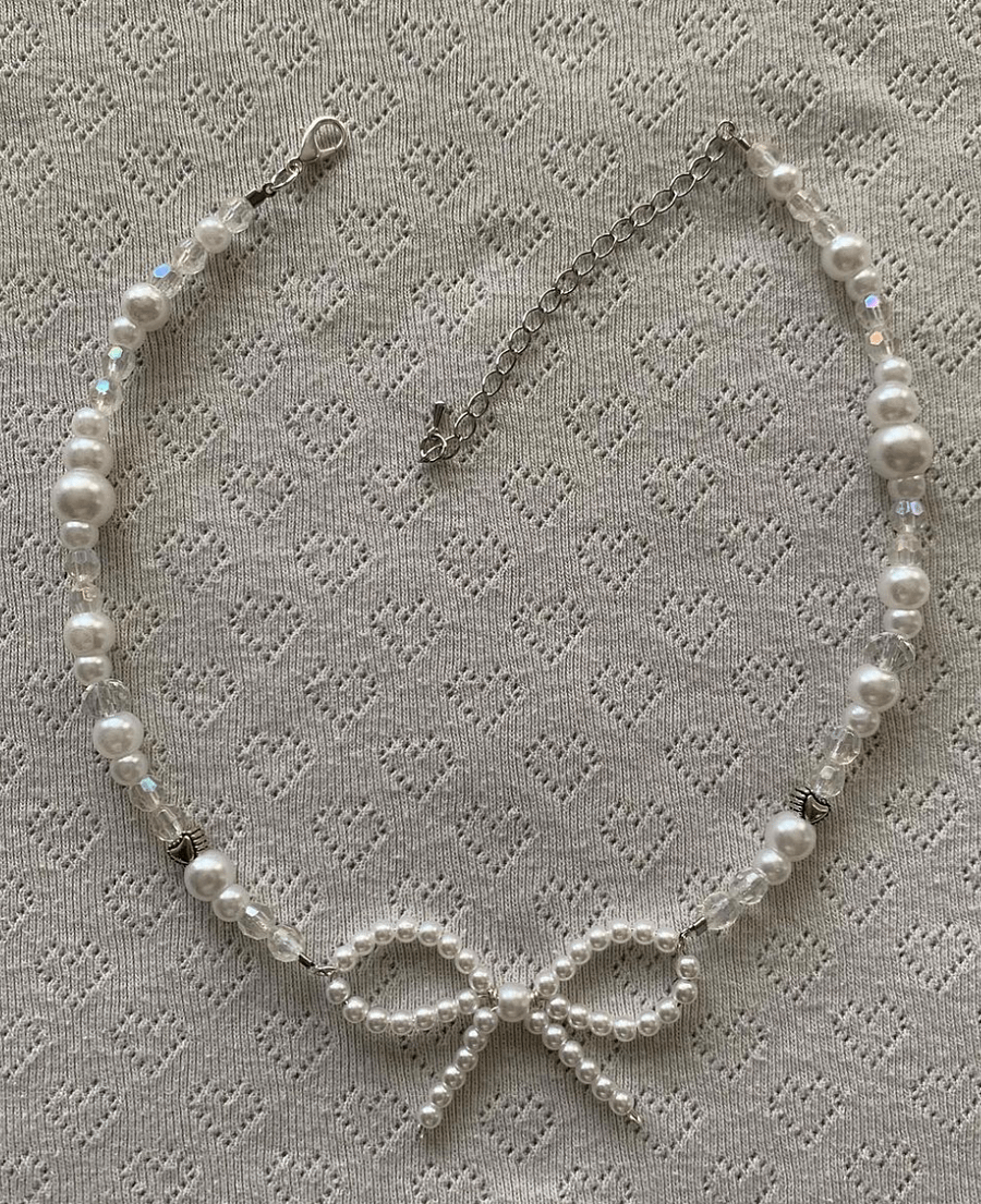 Daisy Necklace product image (1)
