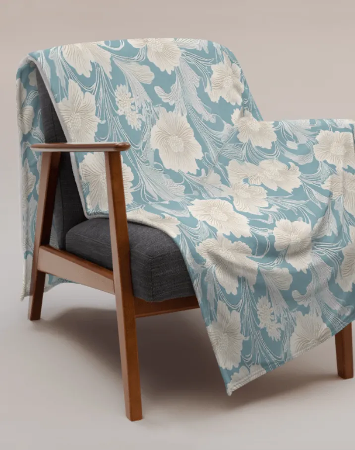 Elegant Floral Reverie Throw Blanket product image (2)