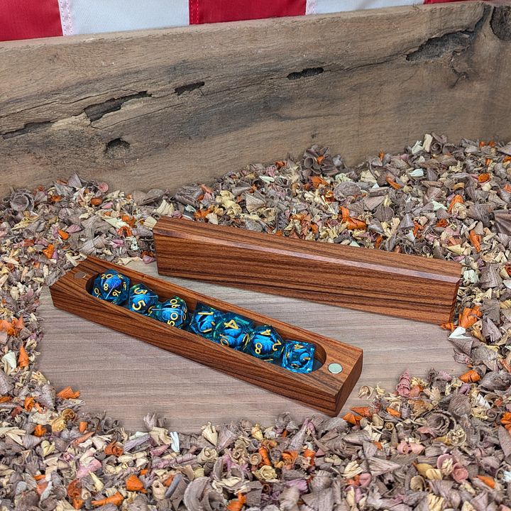 Magnetic Dice Vault product image (1)