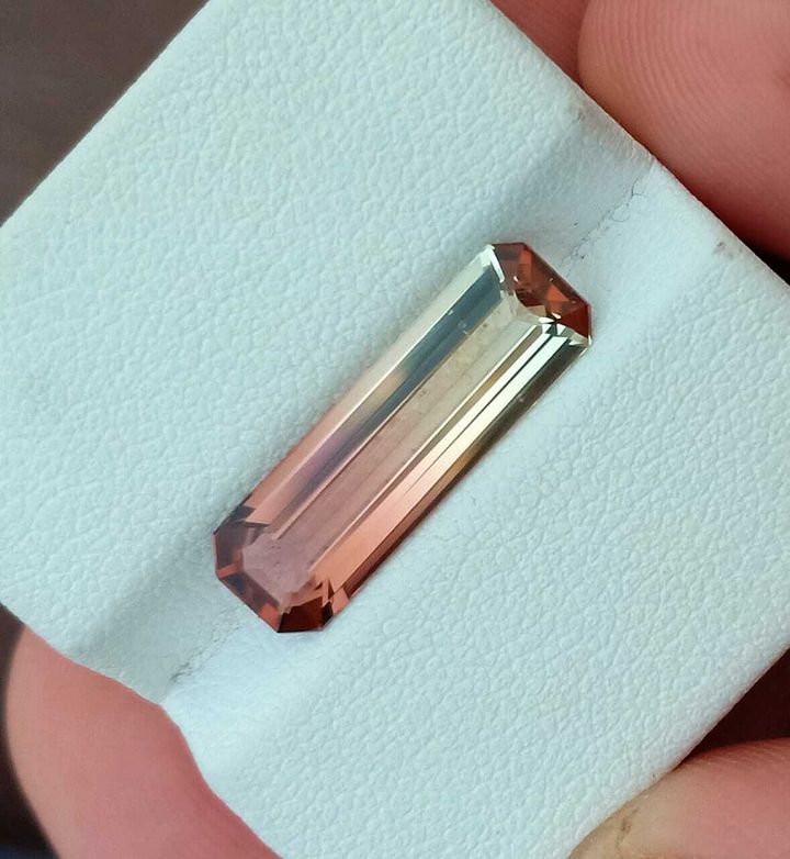 BI-COLOR AFRICAN TOURMALINE VVSI GRADE LOOSE GEMSTONE EMERALD CUT, 3.90 CARAT product image (1)