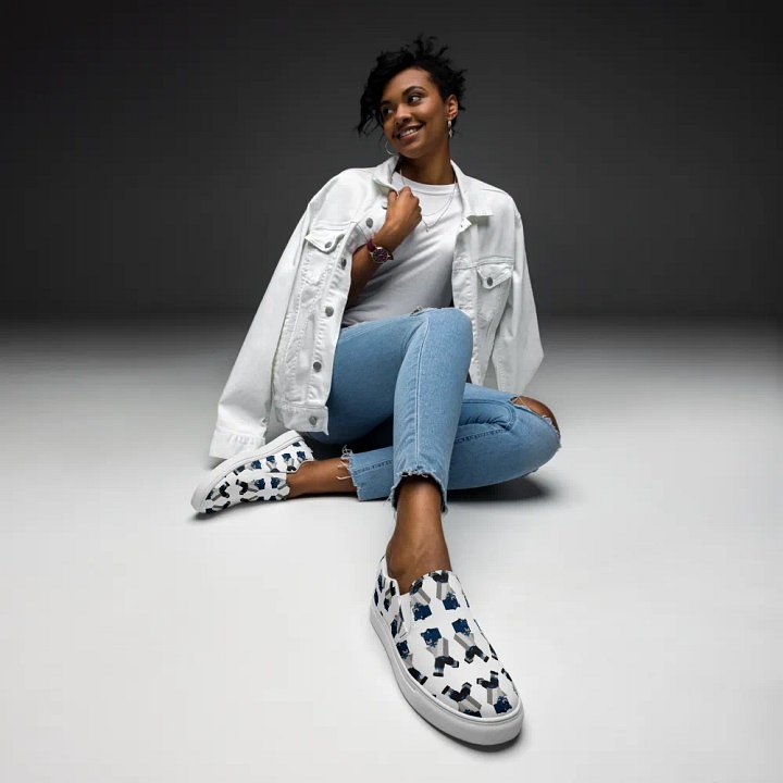 Minecraft Women's Slip-On product image (1)
