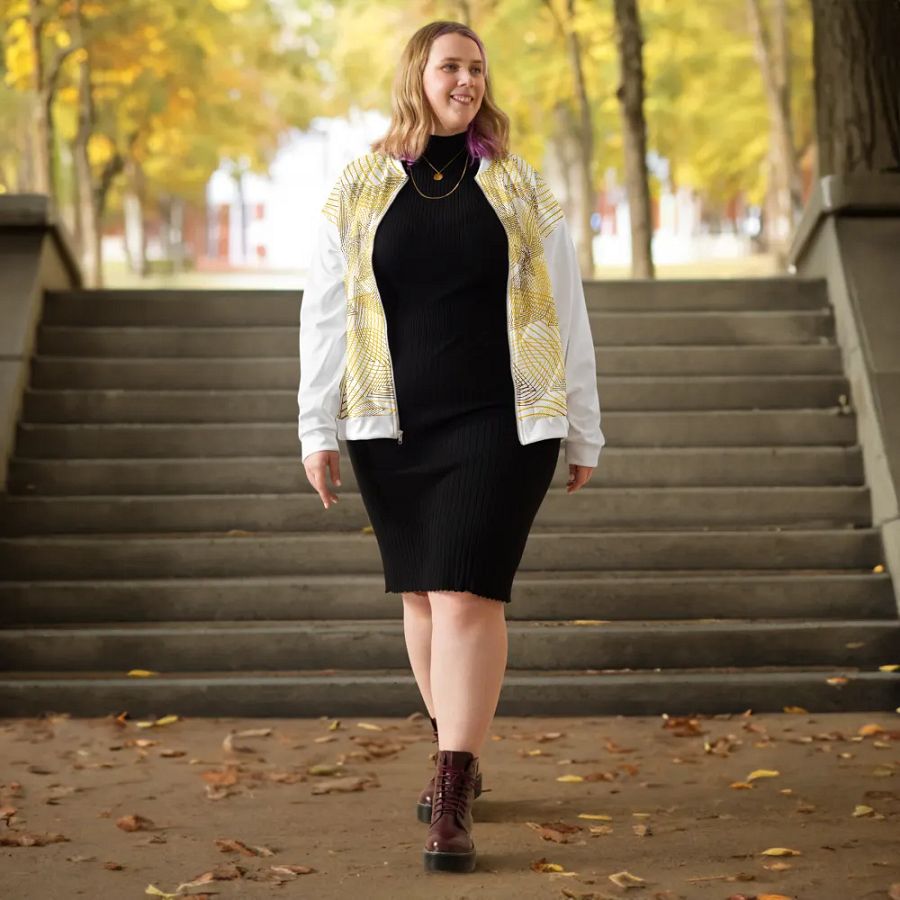 Jacket with golden lines and leaf design product image (12)
