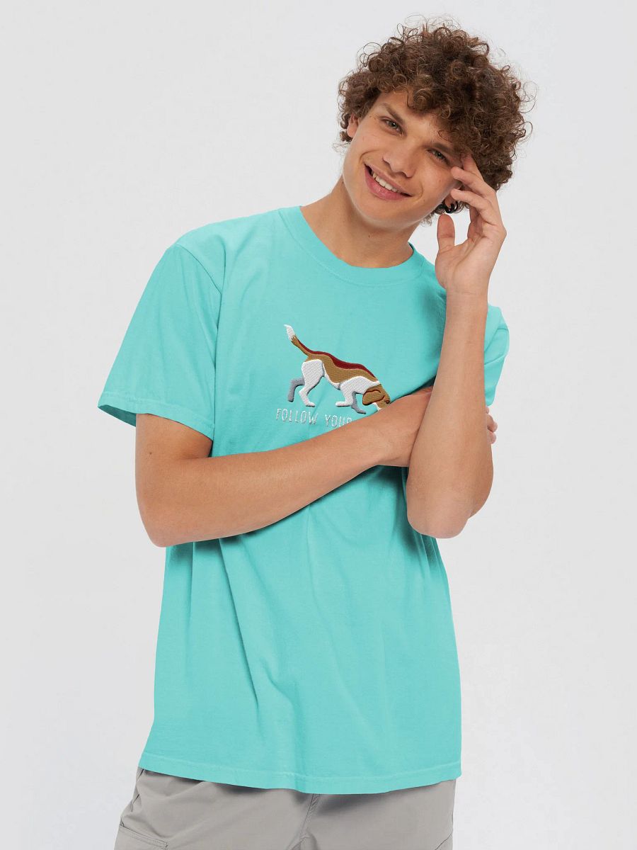 Follow Your Nose T-Shirt(Embroidered) of a Beagle(Tan) product image (37)