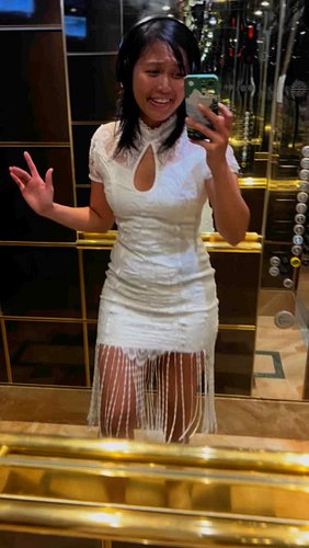 All White Party Dress 🤩

Since I don’t dress up much
It’s nice to capture the outfit
The photos were even better

Honestly…
I...