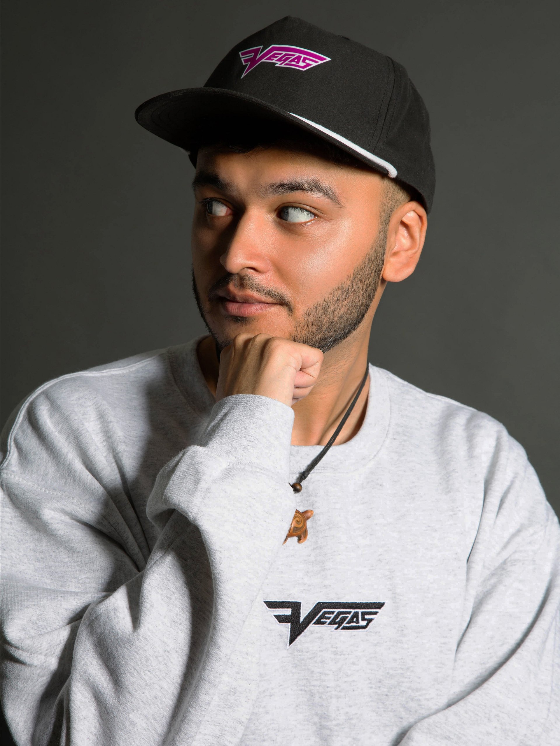 Embroidered FaZe Crew Neck - White product image (3)